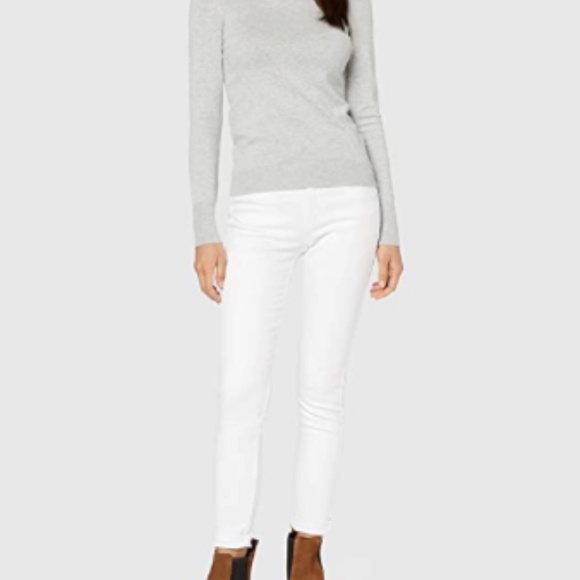 Women's Chunky Sole Leather Chelsea Boots - Picture 5 of 11